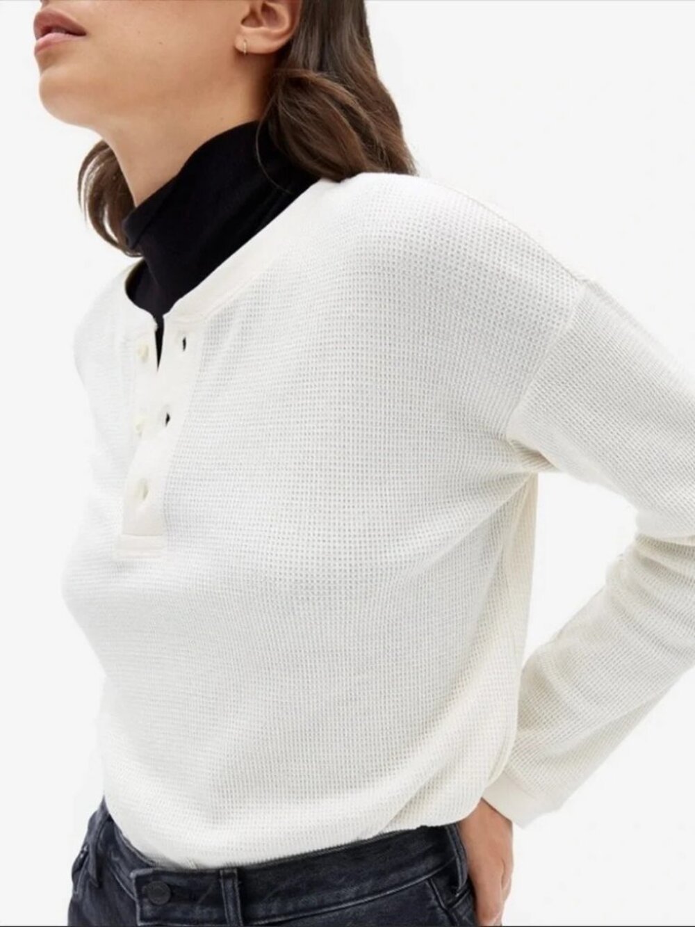 Everlane Organic Cotton Waffle Henley Thermal Long Sleeve Cream Crop Tee Medium